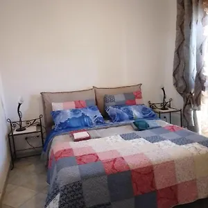 Gasthof Vivere In Famiglia, Orosei